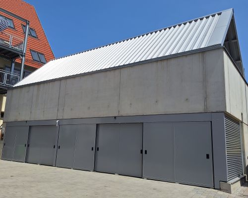 statt Doppelparker und Stapelparker Compact-Parksystem von innen